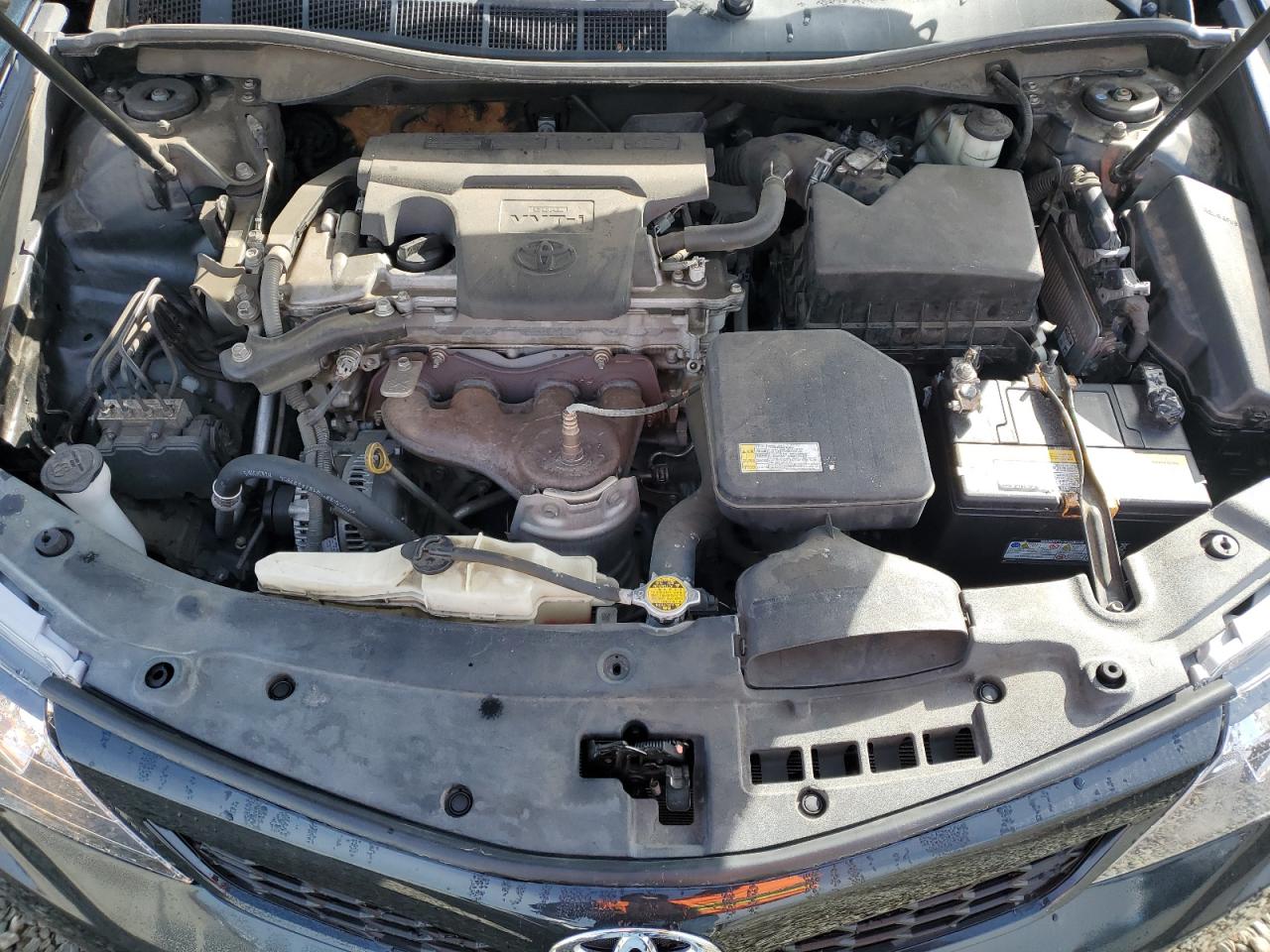 2012 Toyota Camry - Image 11