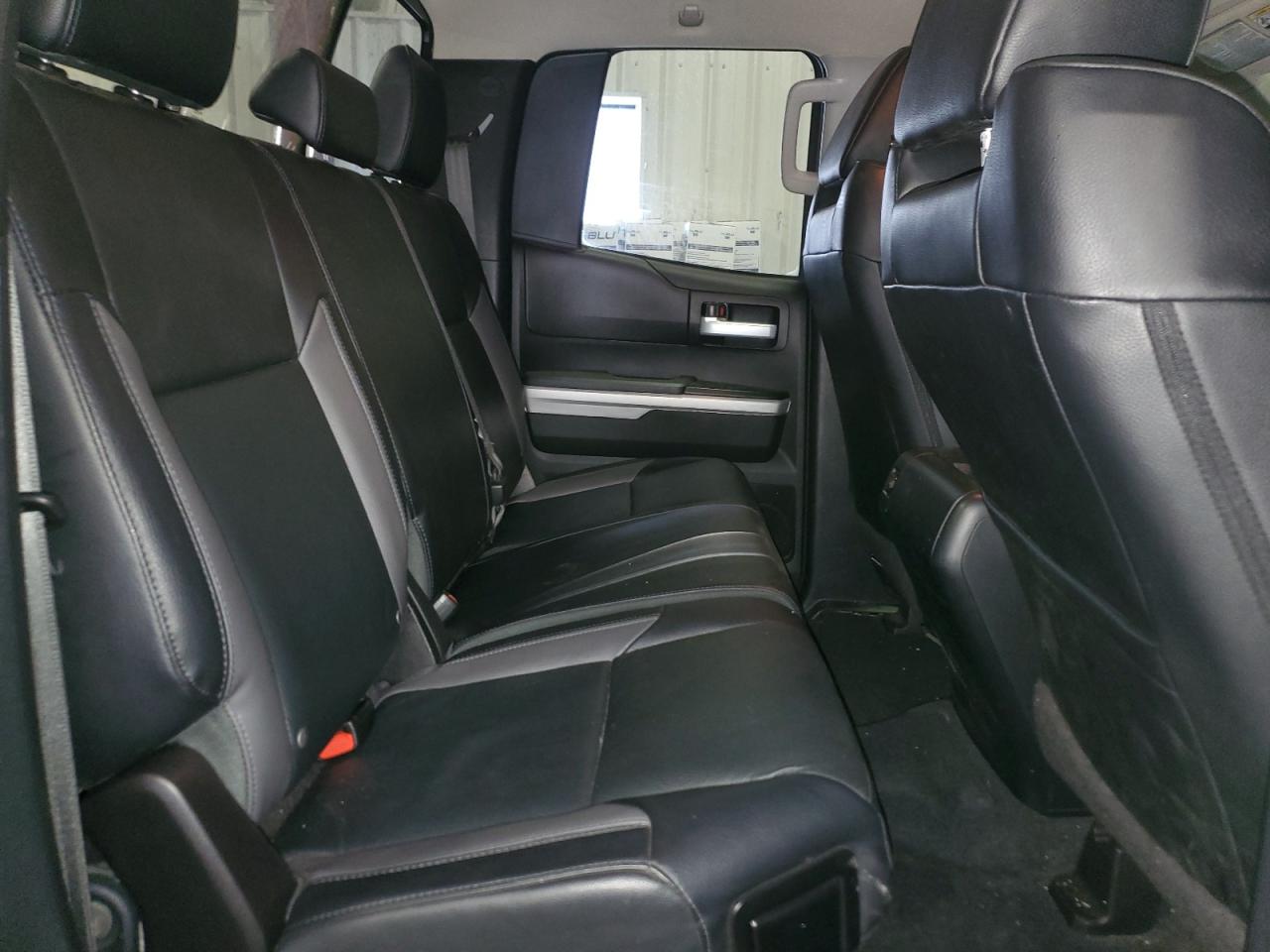 2018 Toyota Tundra - Image 10