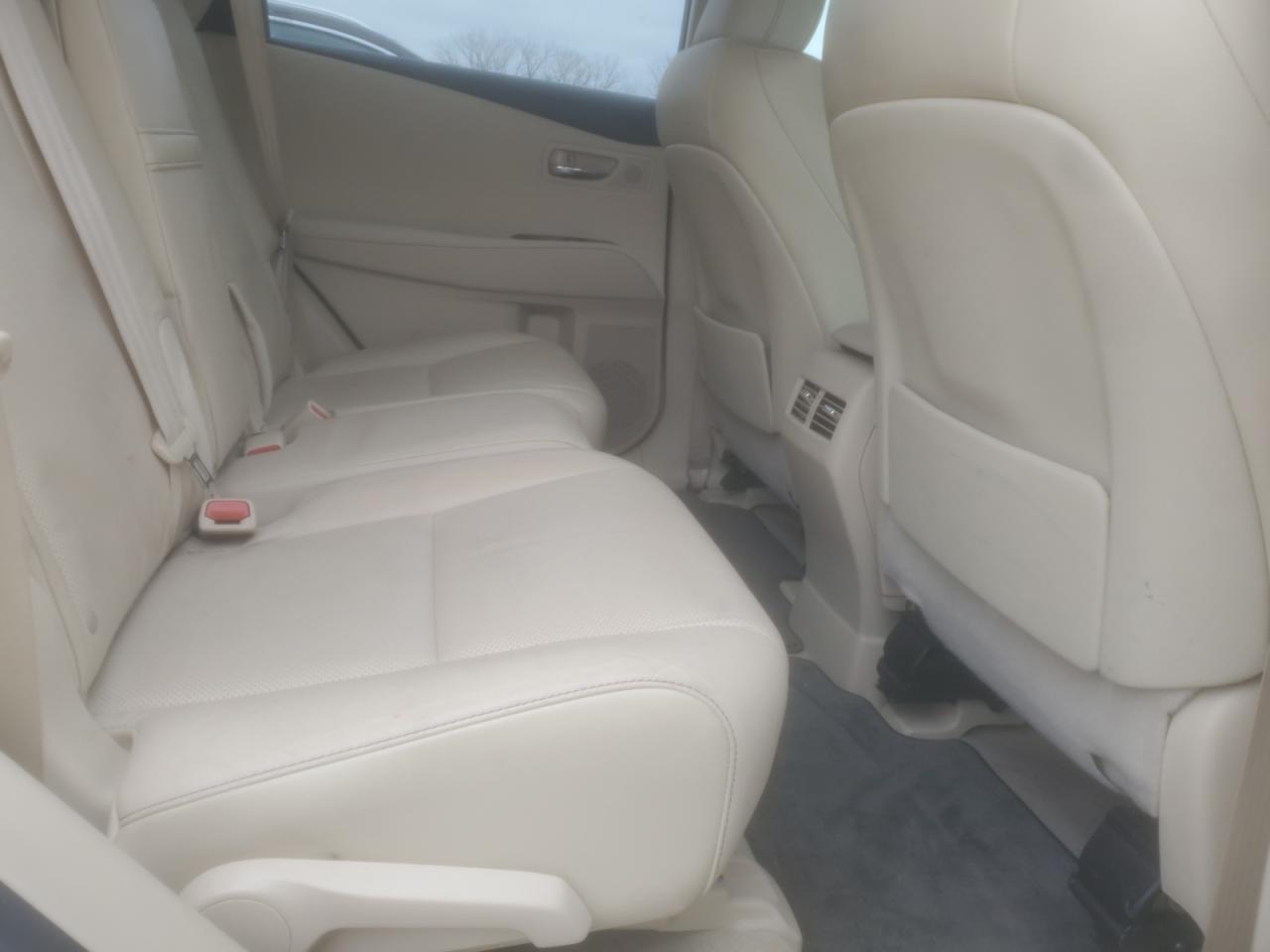 2015 Lexus RX - Image 11