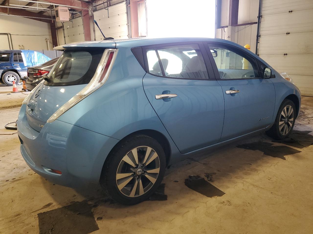 2013 Nissan Leaf - Image 3