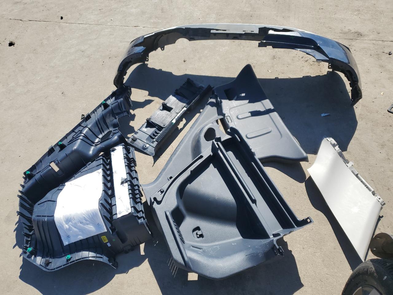 2020 Hyundai Venue - Image 12