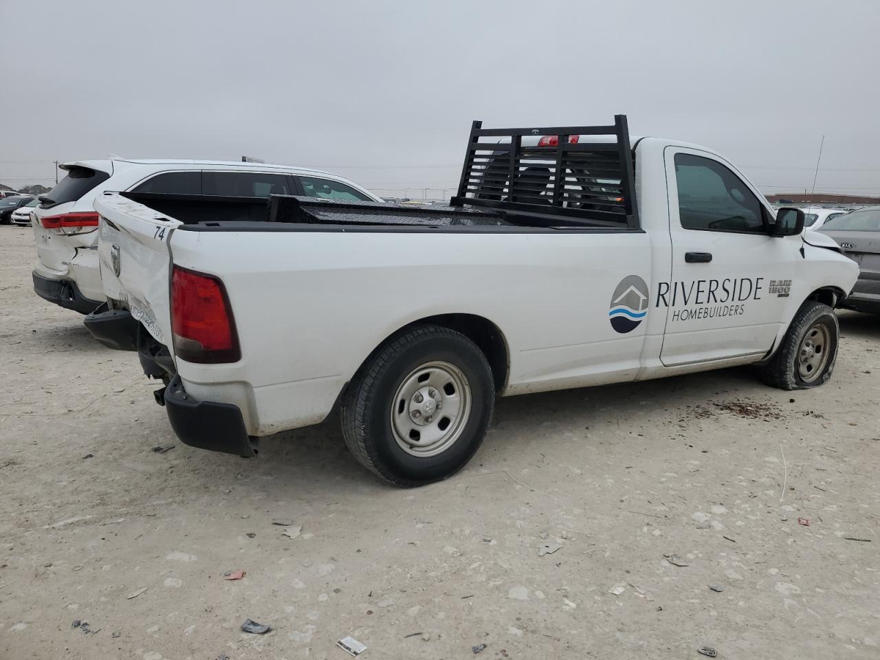 2019 RAM 1500 - Image 3
