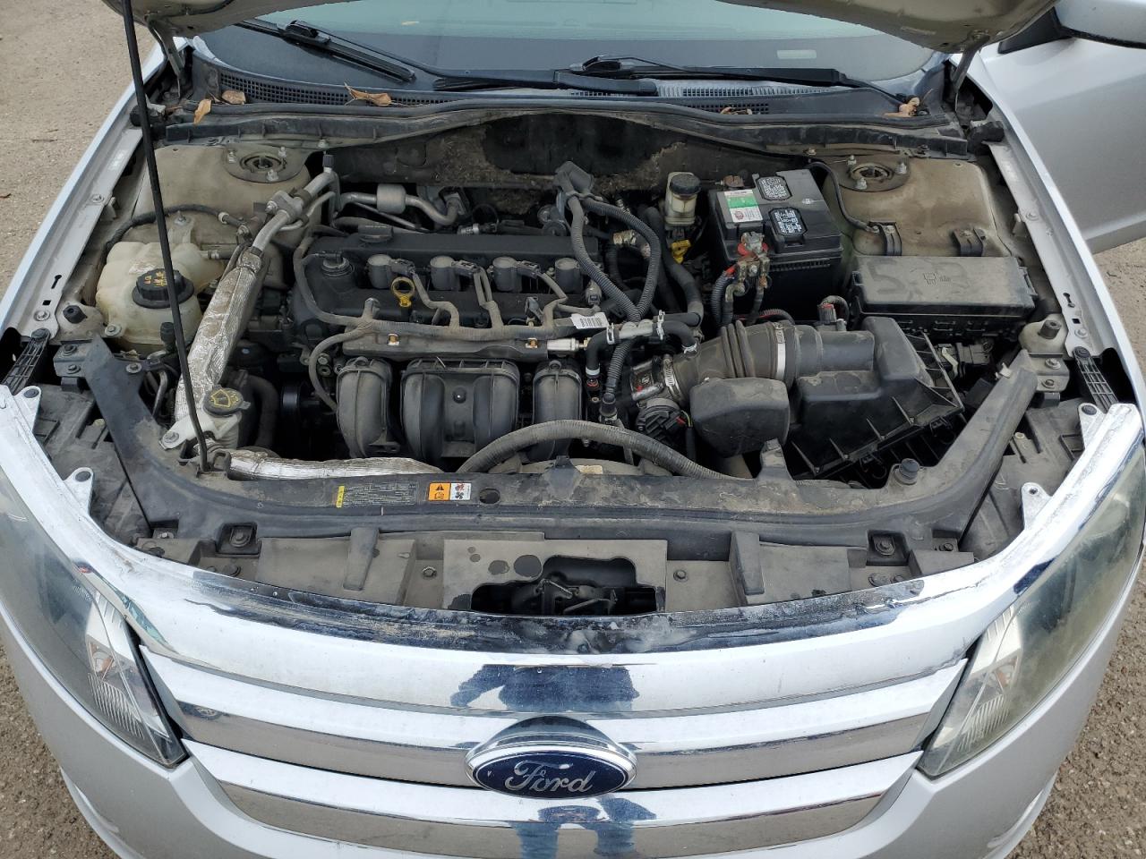 2010 Ford Fusion - Image 11