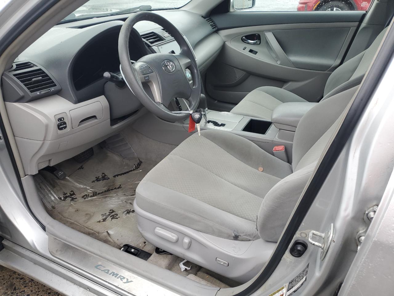 2009 Toyota Camry - Image 7