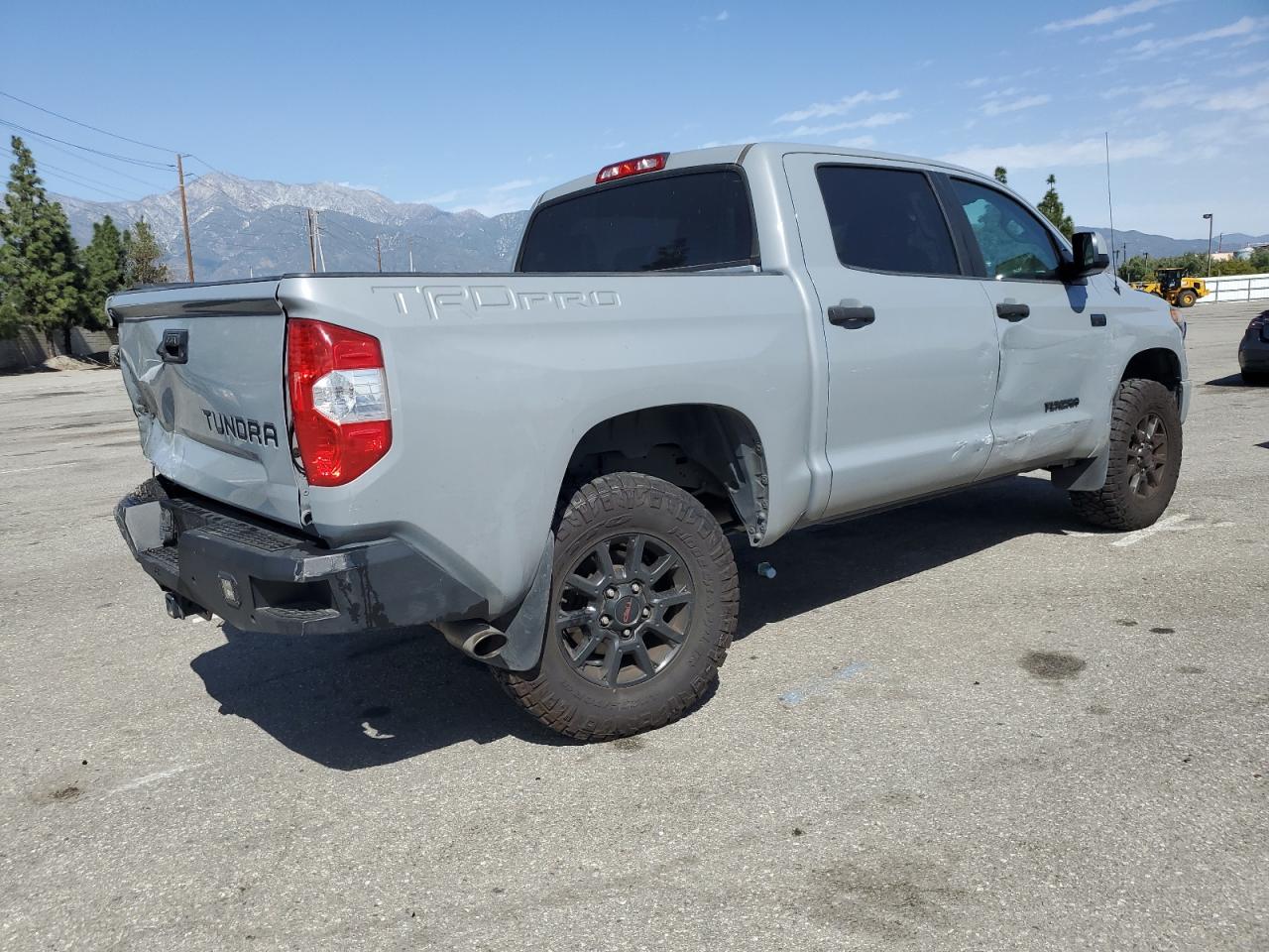 2017 Toyota Tundra - Image 3