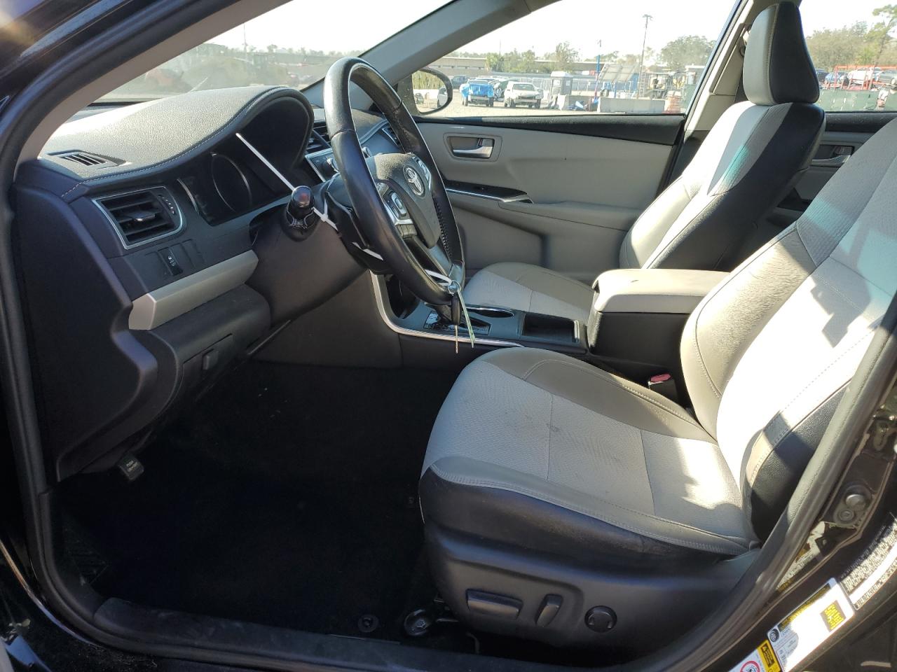 2016 Toyota Camry - Image 7