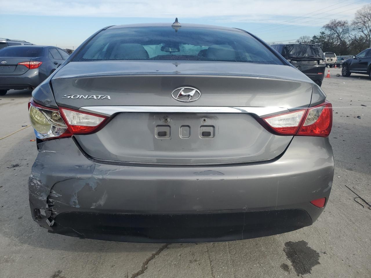 2014 Hyundai Sonata - Image 6