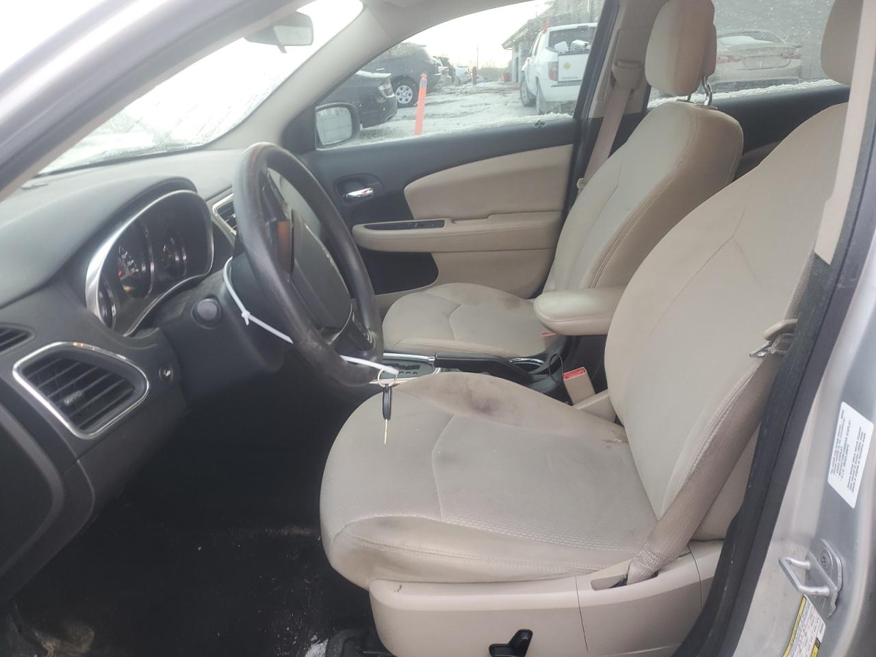 2011 Chrysler 200 - Image 7