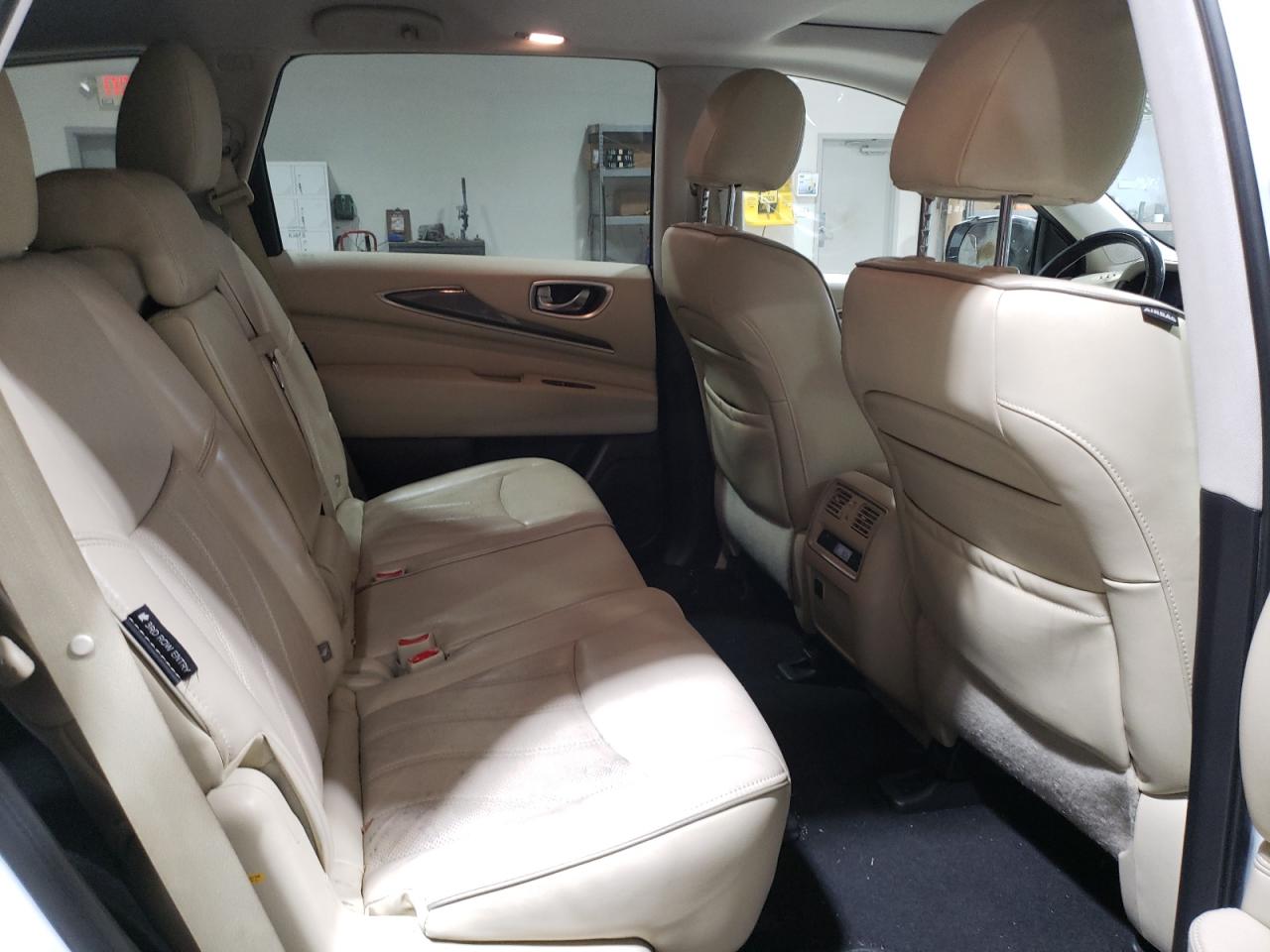 2018 Infiniti QX60 - Image 11