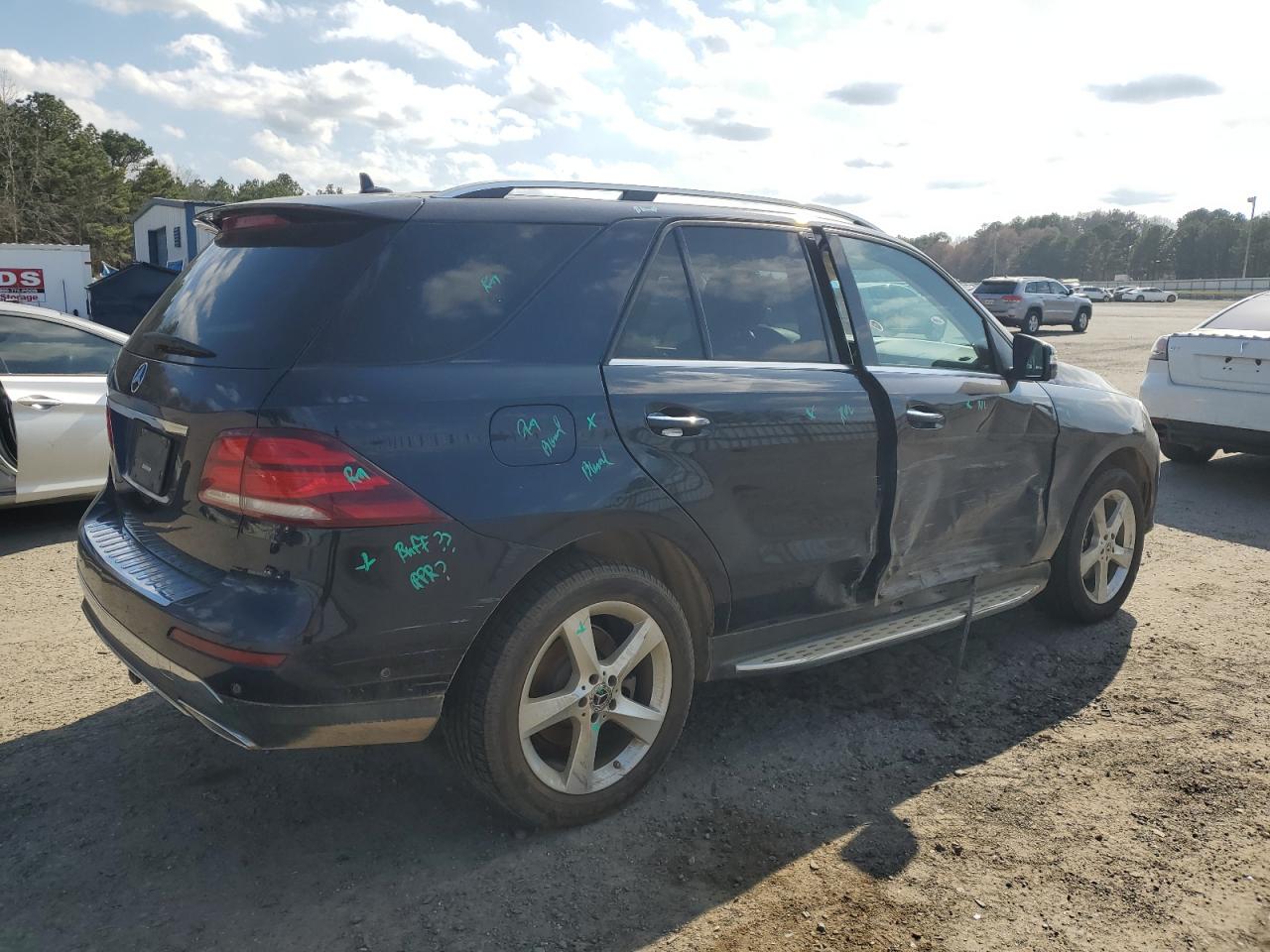 2017 Mercedes-Benz GLE - Image 3