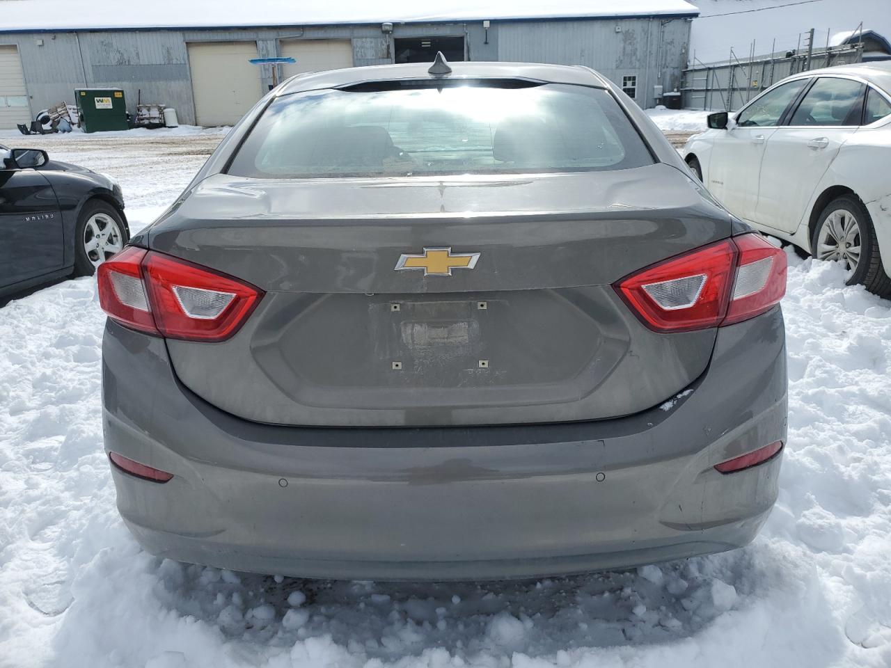2019 Chevrolet Cruze - Image 6