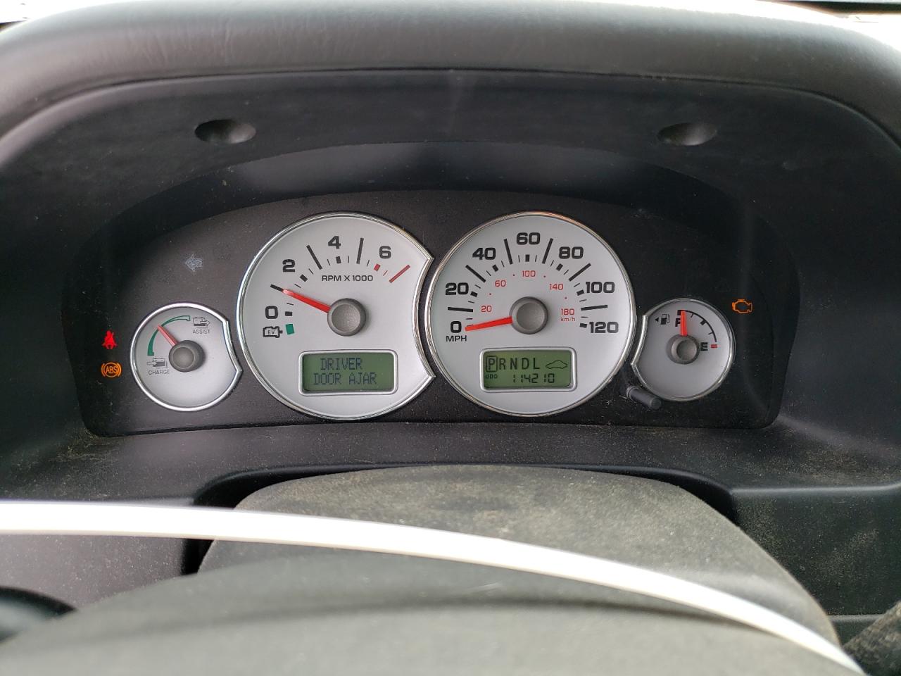 2007 Ford Escape - Image 9