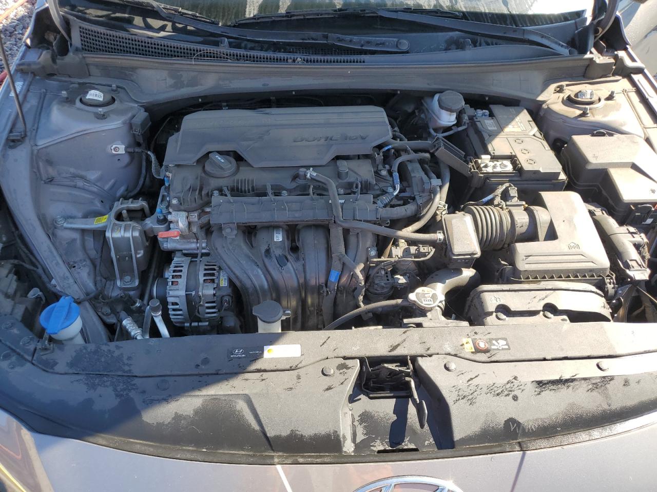 2023 Hyundai Elantra - Image 11