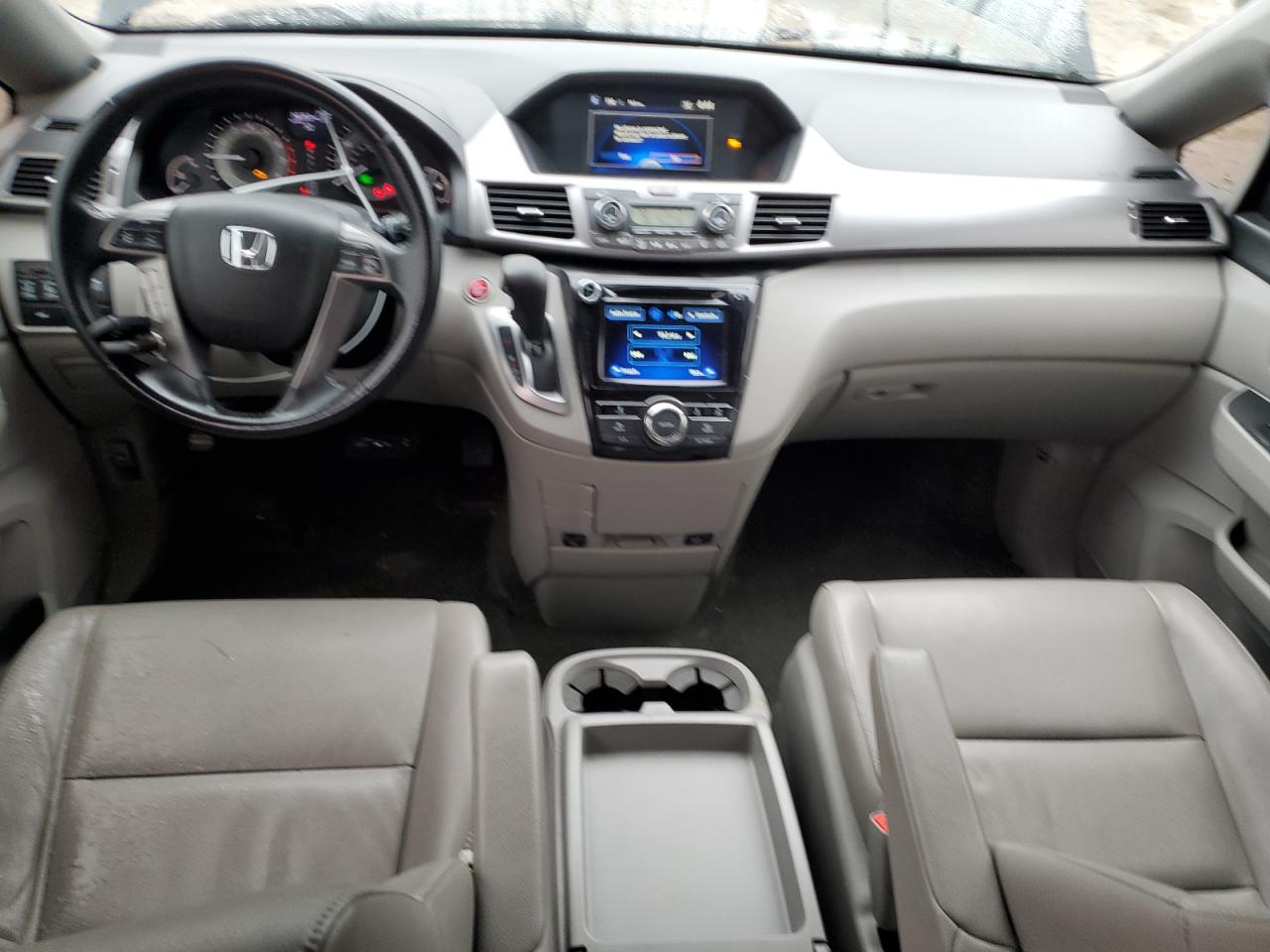 2014 Honda Odyssey - Image 8