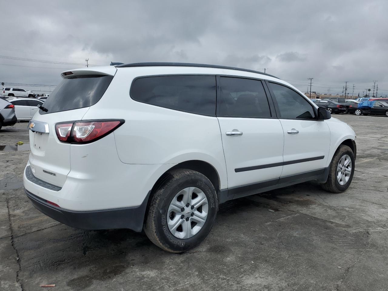2017 Chevrolet Traverse - Image 3
