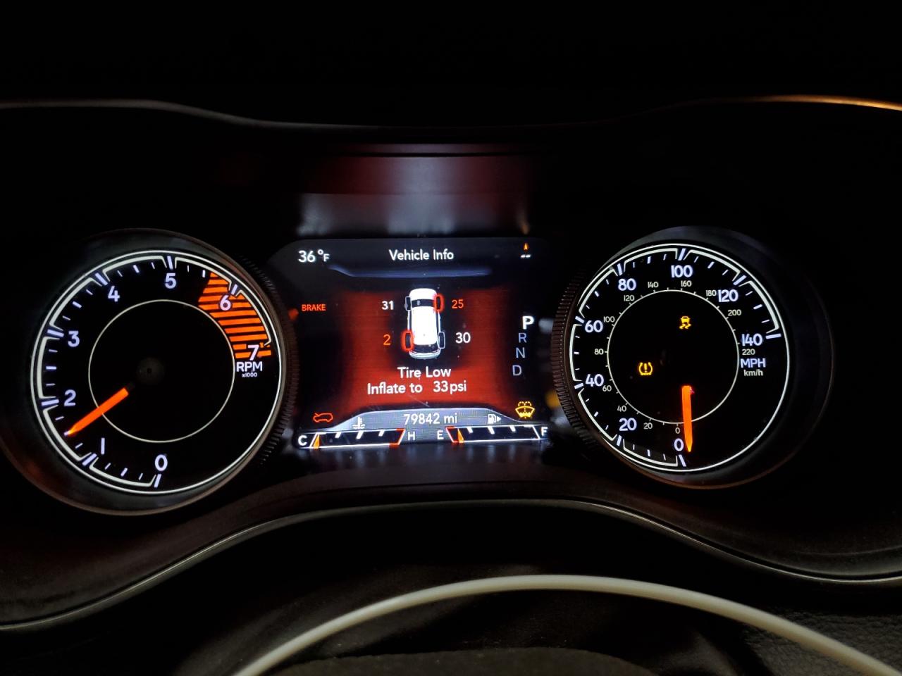 2019 Jeep Grand Cherokee - Image 9