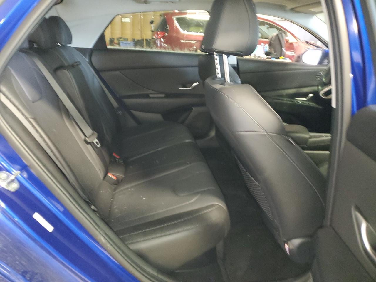 2023 Hyundai Elantra - Image 10