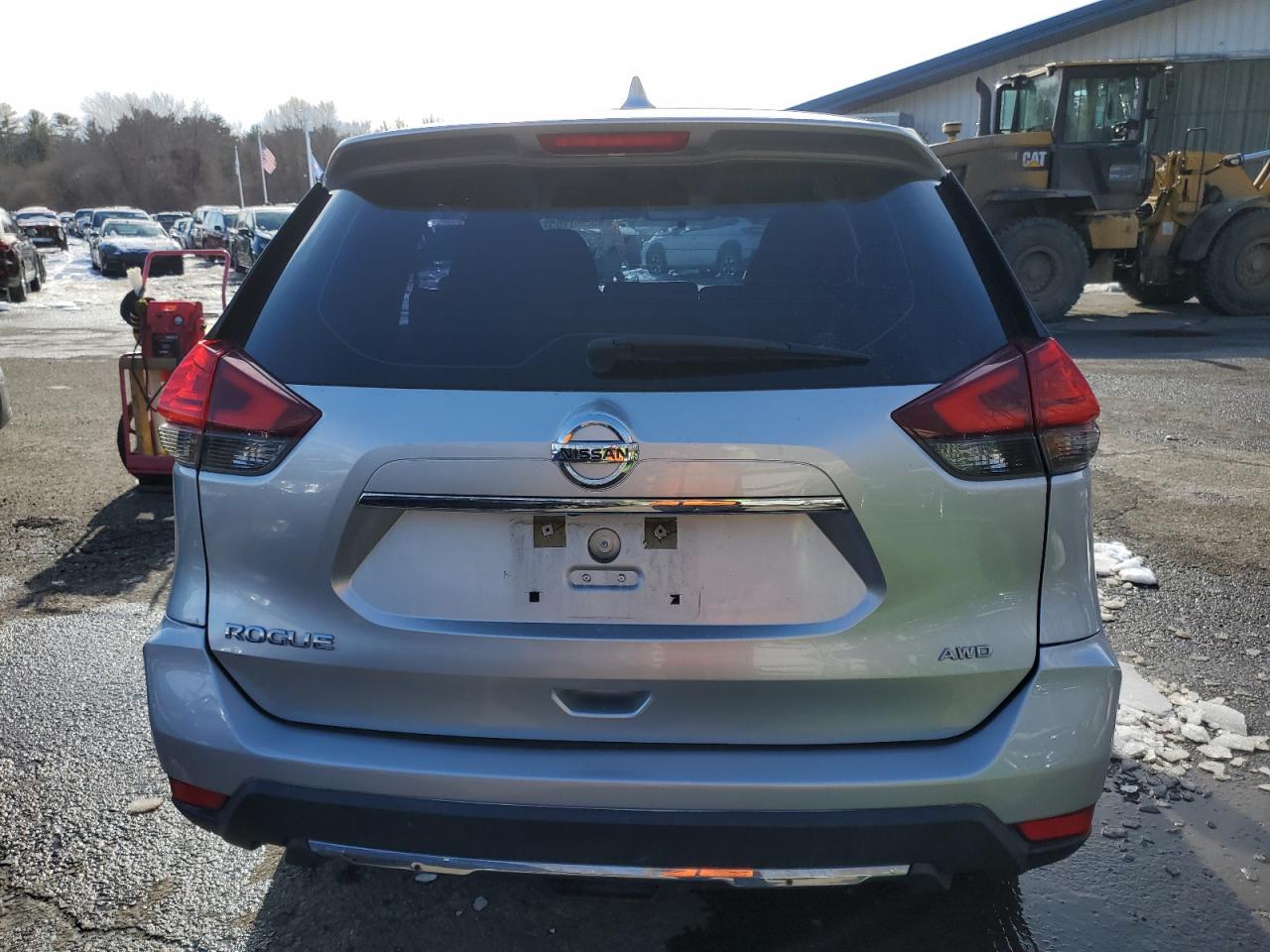 2017 Nissan Rogue - Image 6