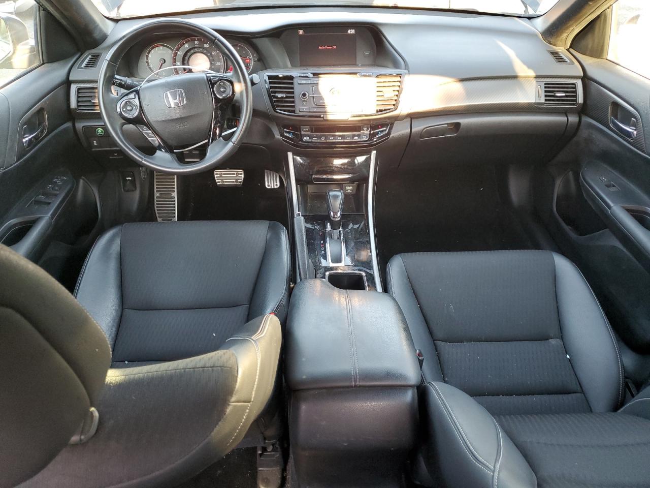 2017 Honda Accord - Image 8