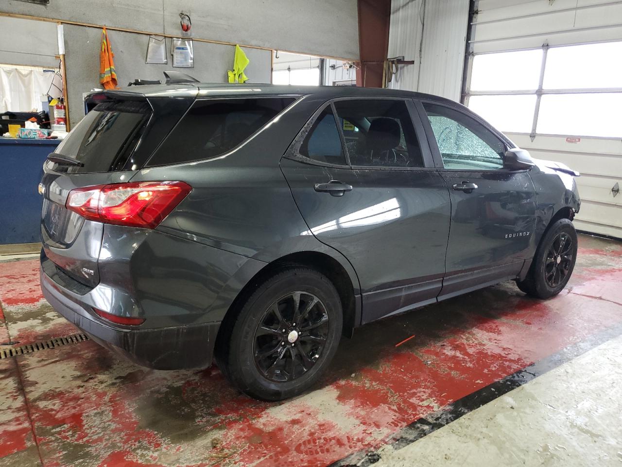 2020 Chevrolet Equinox - Image 3