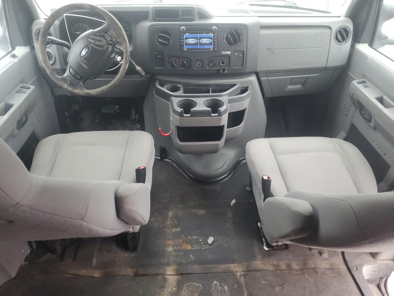 2011 Ford Econoline - Image 8