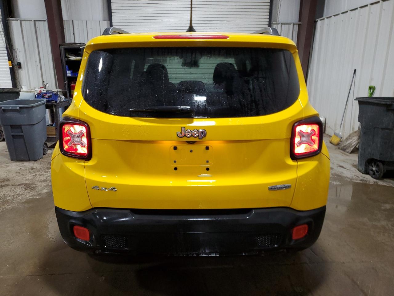 2017 Jeep Renegade - Image 6