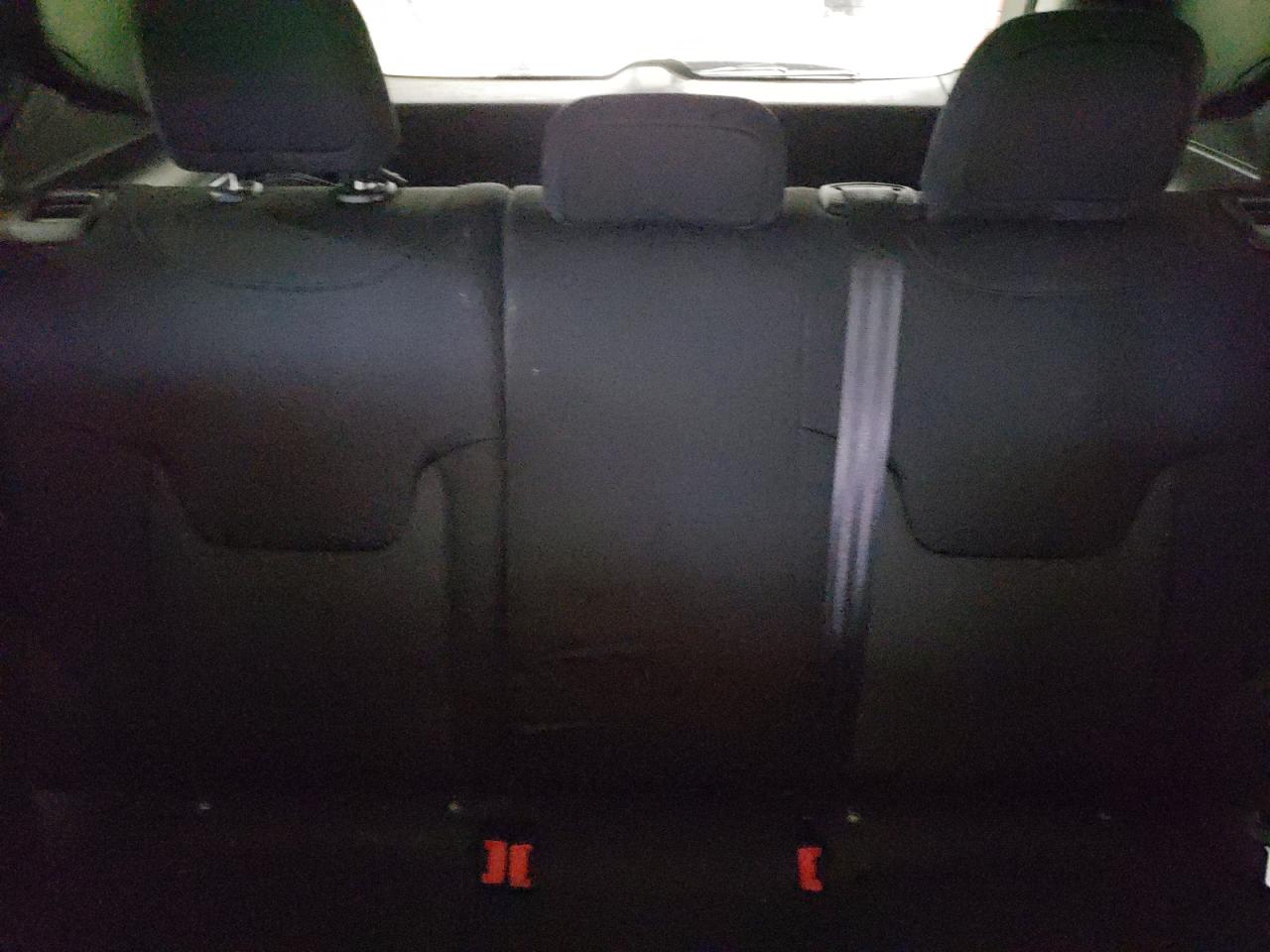 2020 Jeep Renegade - Image 10