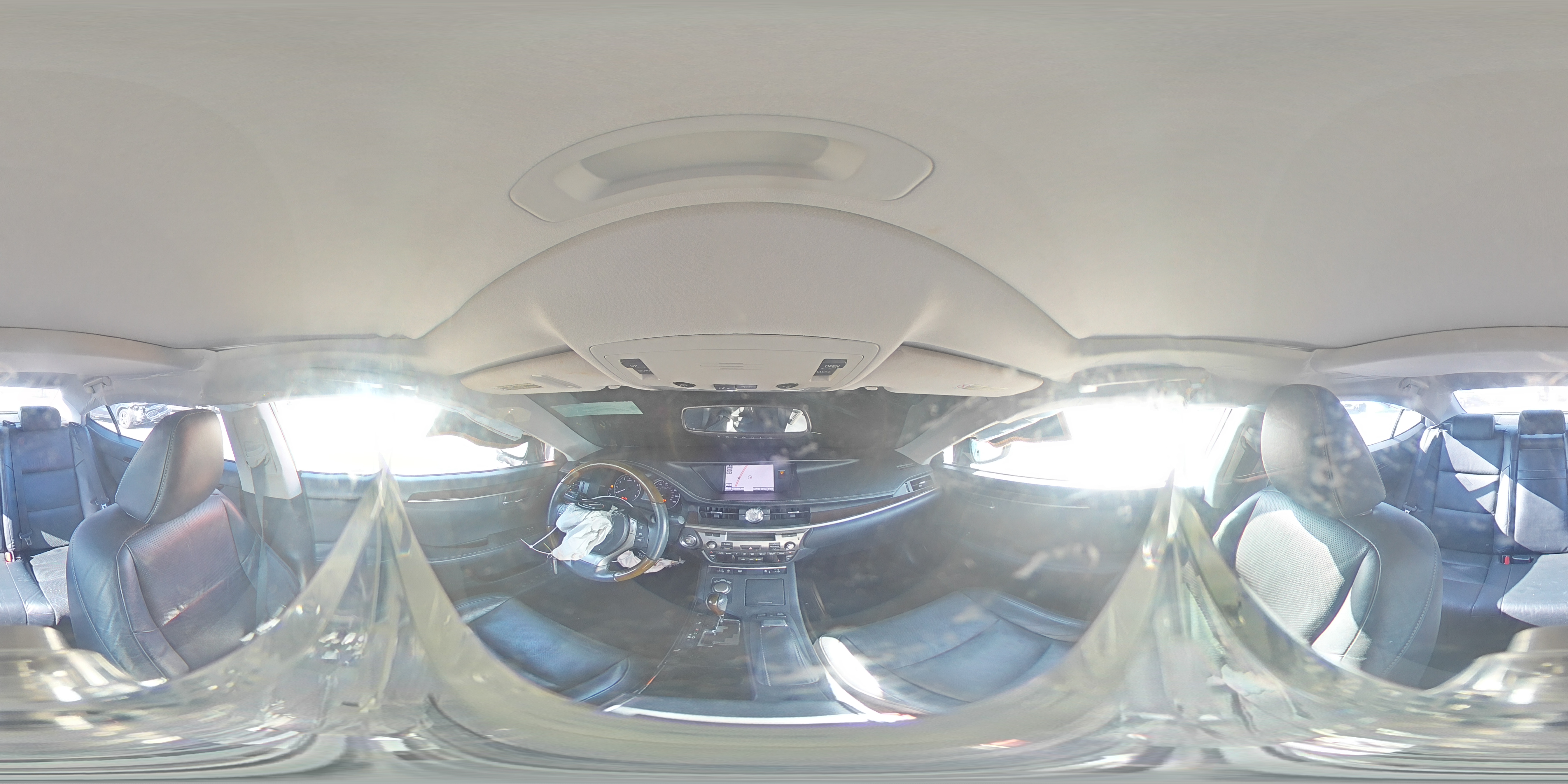 2013 Lexus ES - Image 13