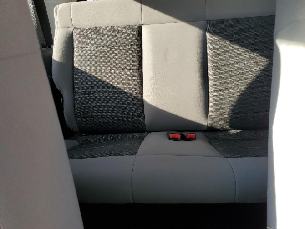 2010 Jeep Wrangler - Image 10