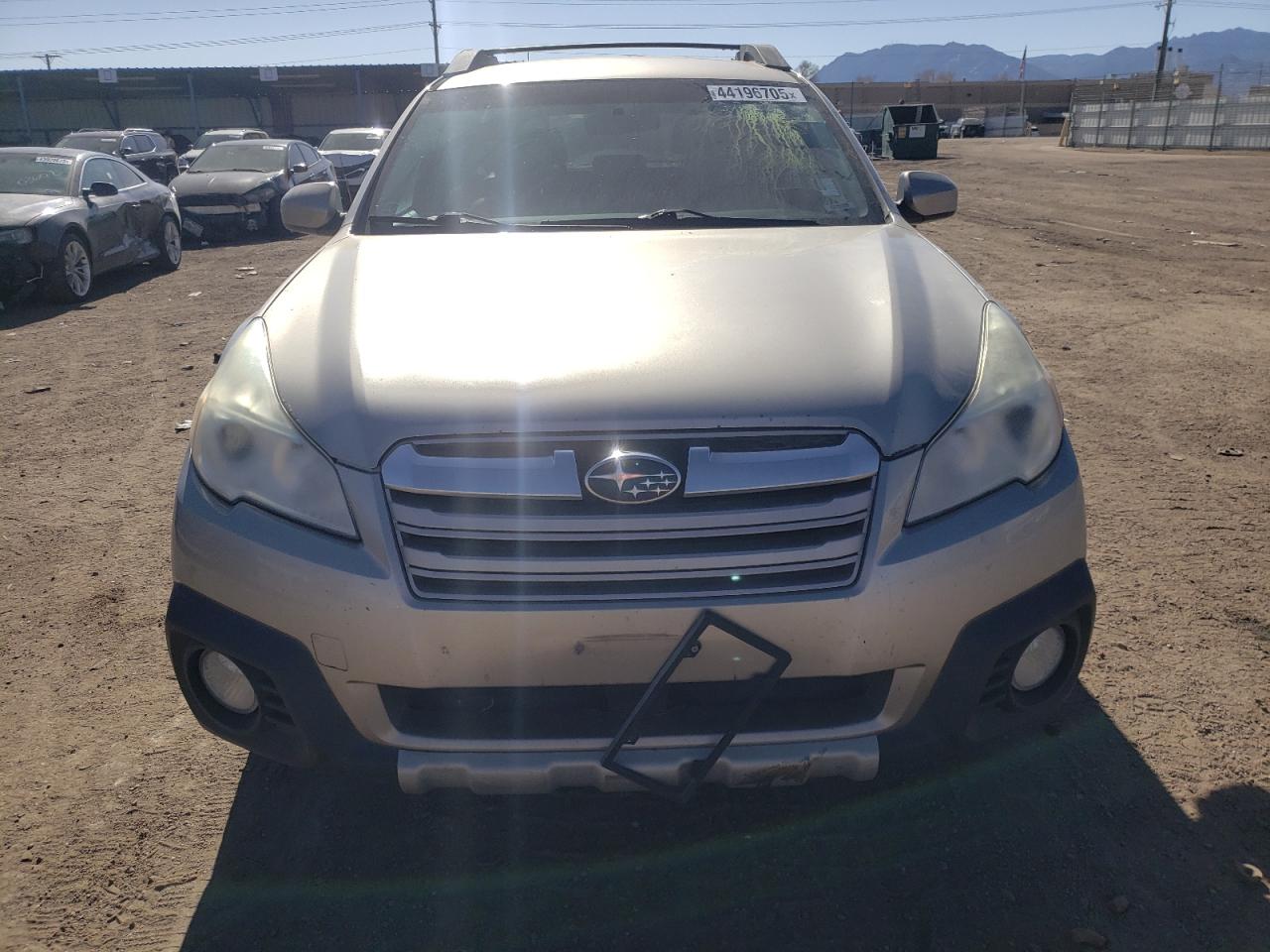 2014 Subaru Outback - Image 5