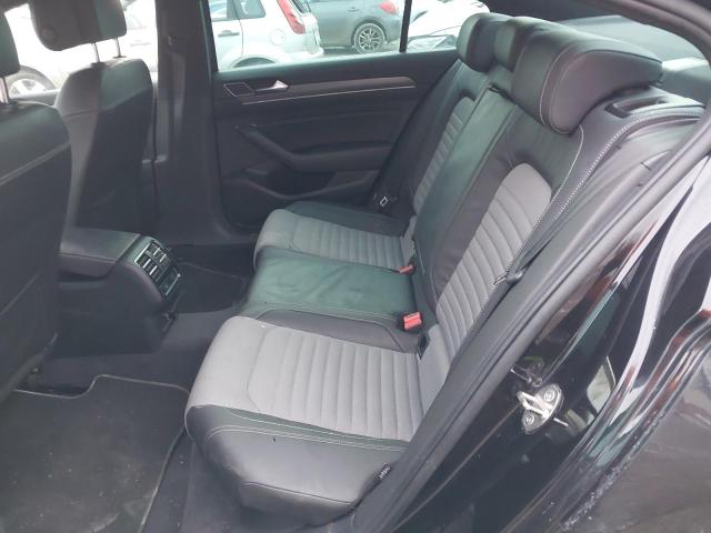 2018 VOLKSWAGEN PASSAT R L