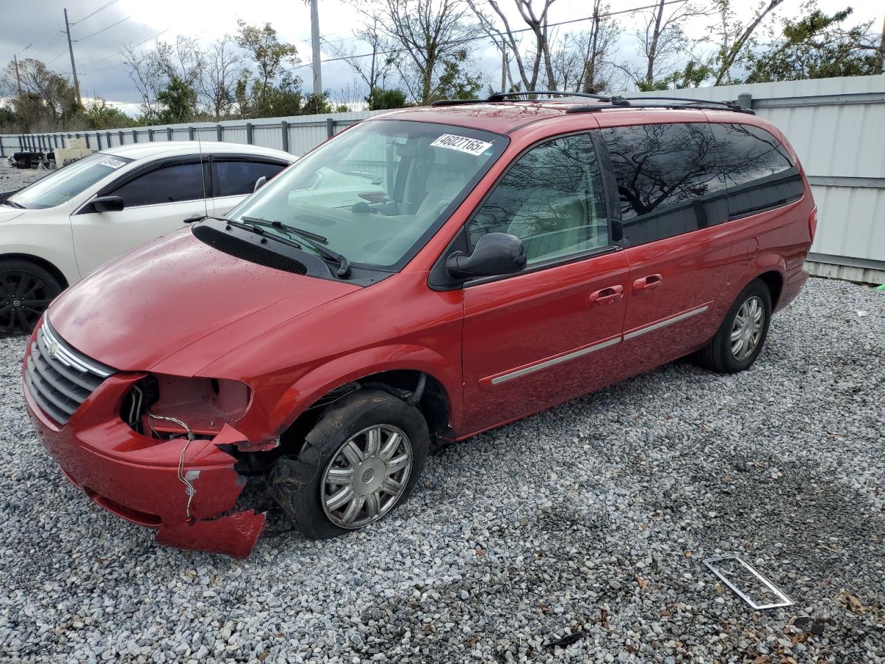 2005 Chrysler Town & Country - Image 1