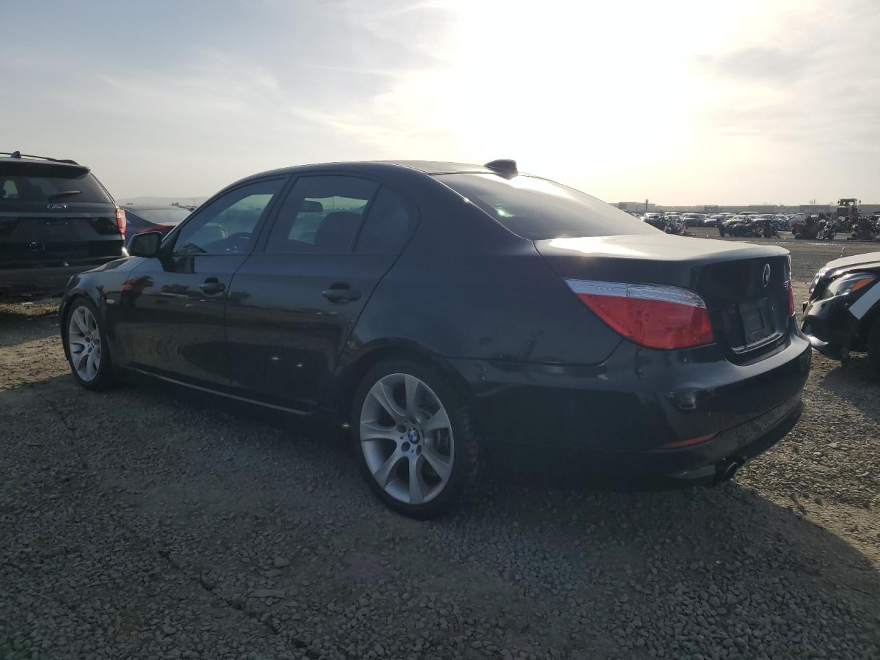 2010 BMW 5er - Image 2