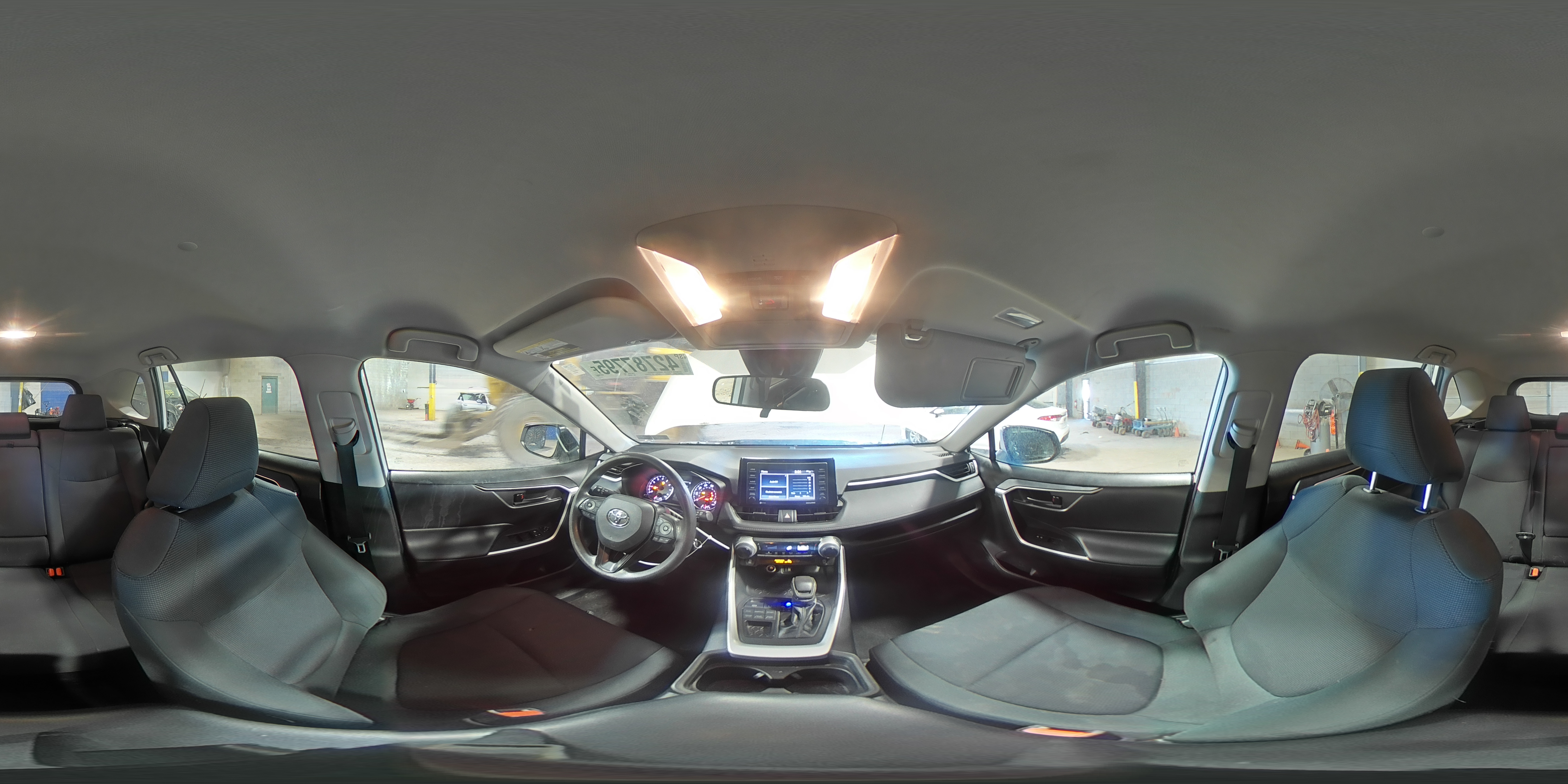 2021 Toyota RAV 4 - Image 16