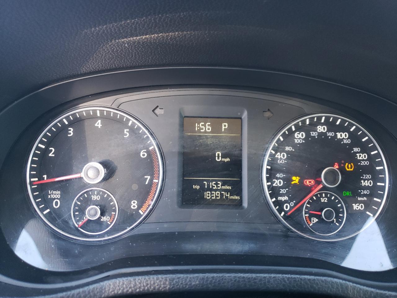 2015 Volkswagen Passat - Image 9