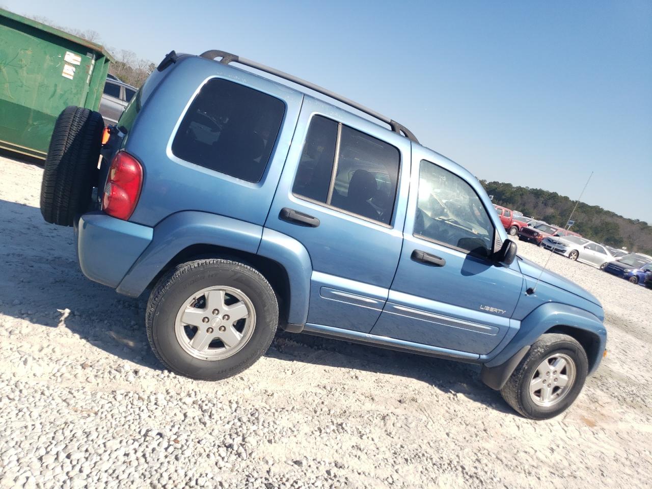 2004 Jeep Liberty (North America) - Image 3