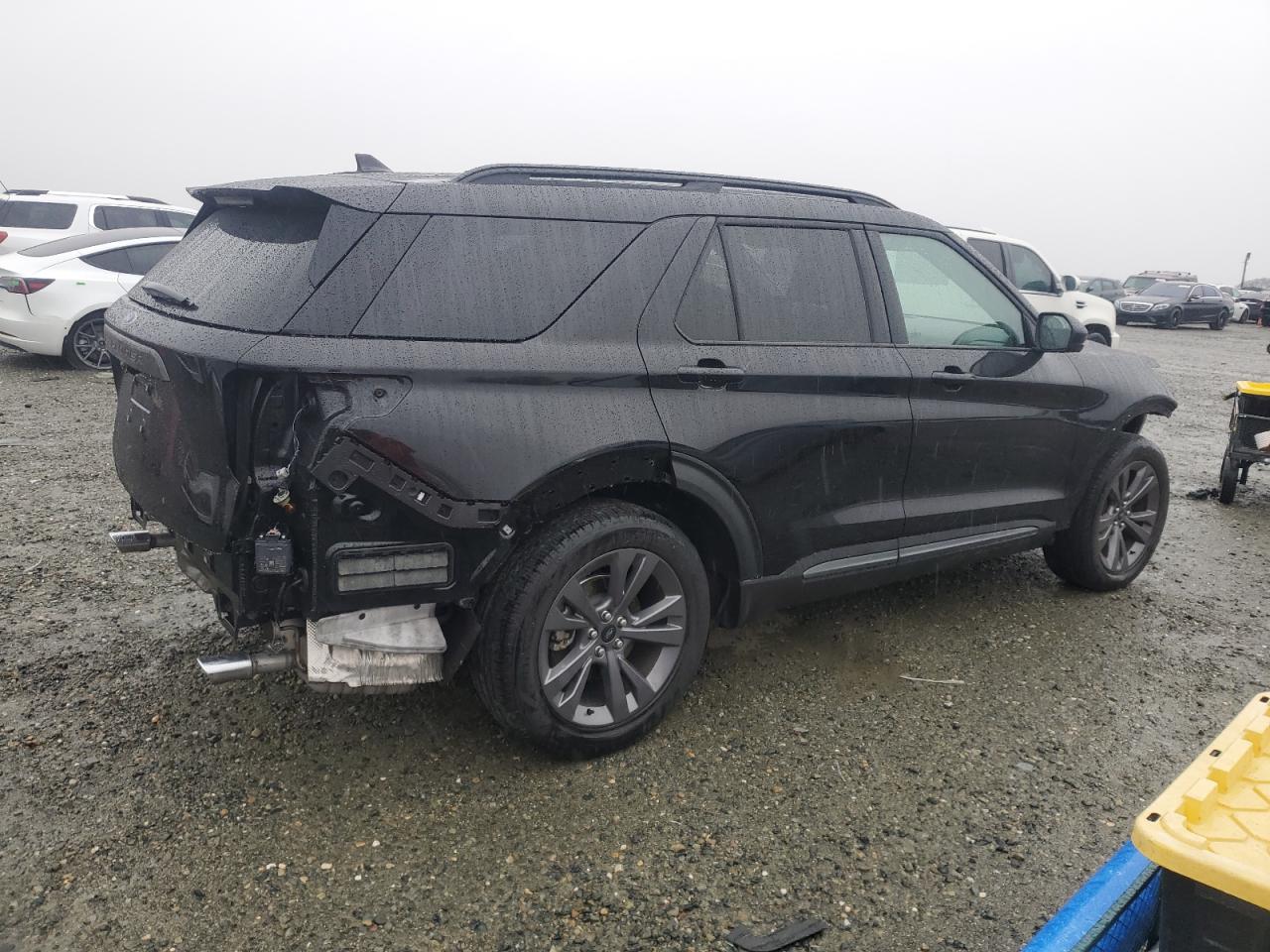 2022 Ford Explorer - Image 3