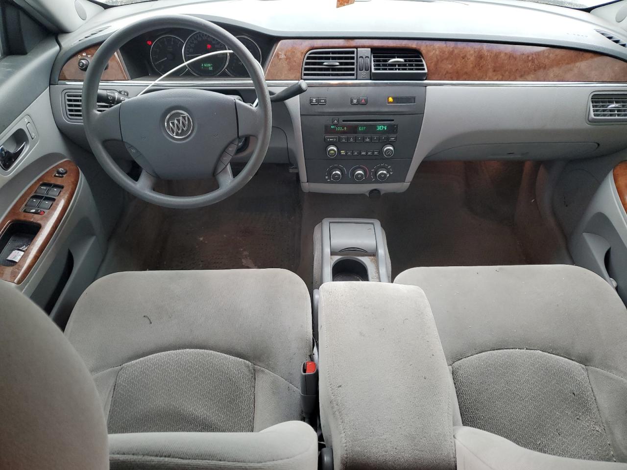 2006 Buick Allure - Image 8