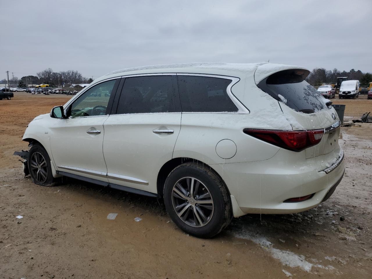 2018 Infiniti QX60 - Image 2
