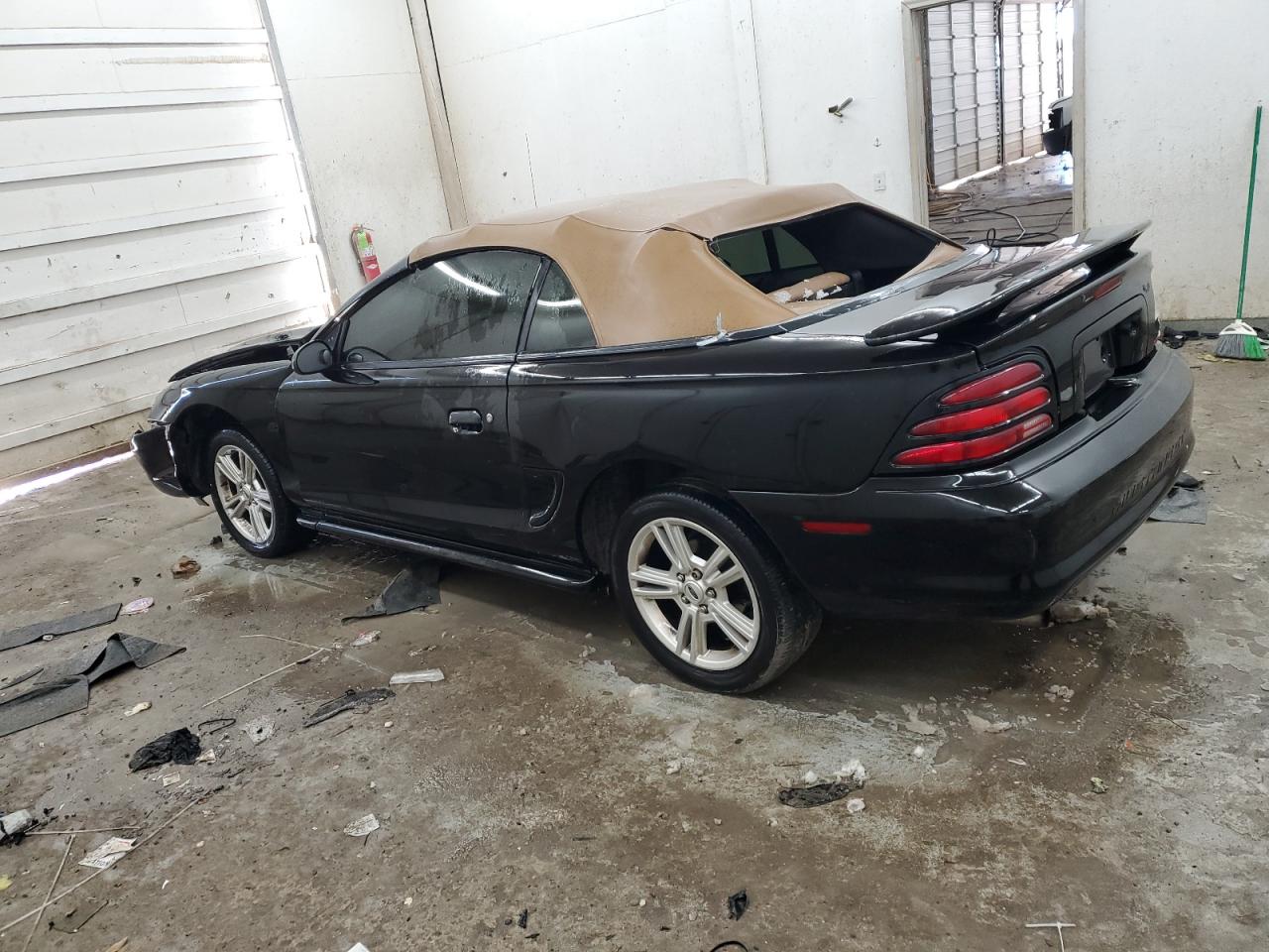 1994 Ford Mustang - Image 2