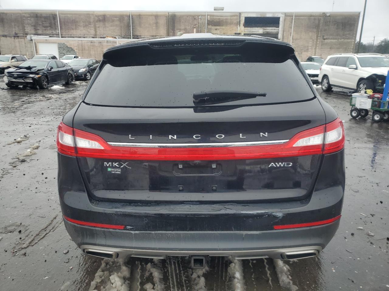 2018 Lincoln MKX - Image 6