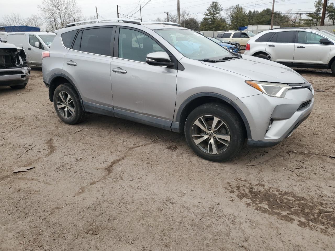 2016 Toyota RAV 4 - Image 4