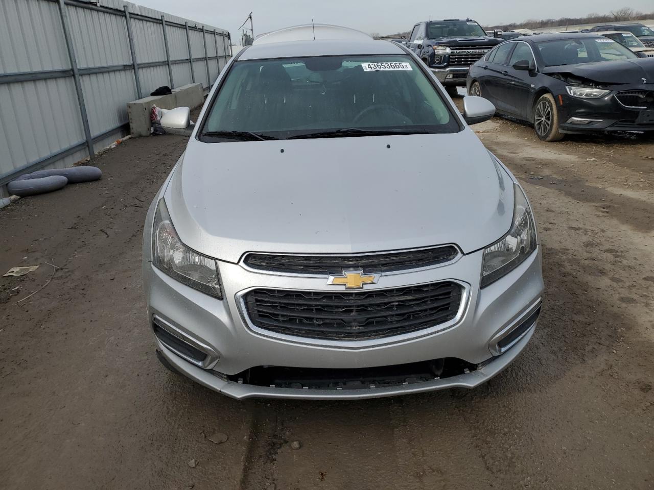 2015 Chevrolet Cruze - Image 5