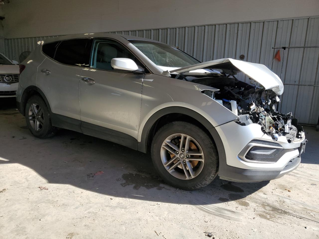 2017 Hyundai Santa Fe - Image 4