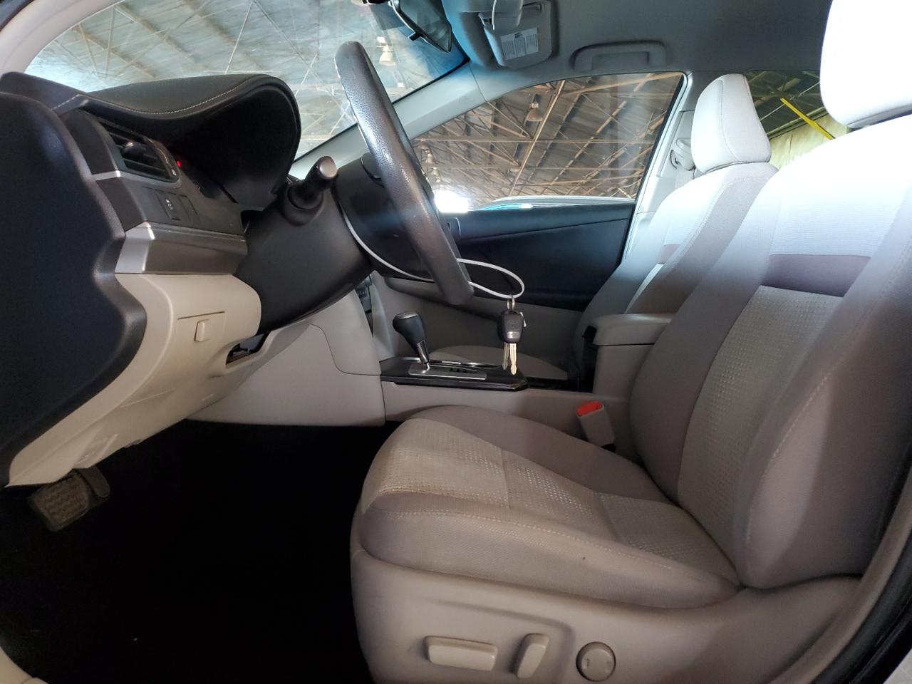 2012 Toyota Camry - Image 7