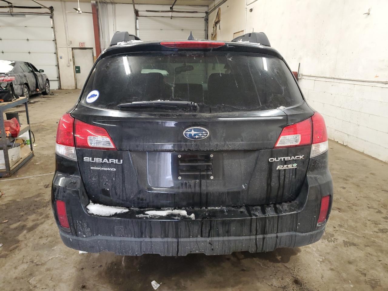 2014 Subaru Outback - Image 6