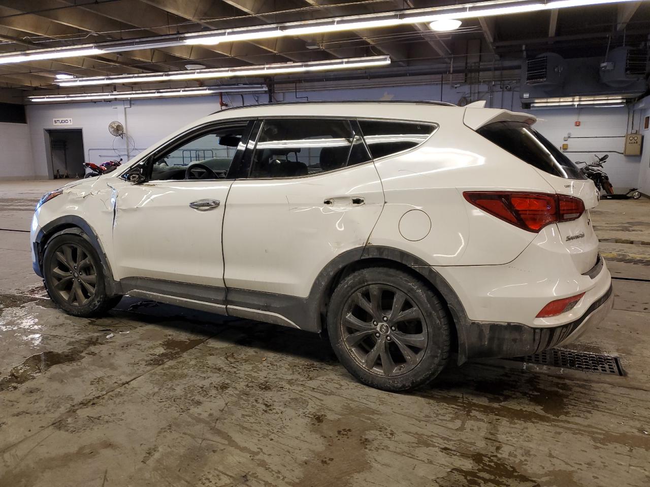 2017 Hyundai Santa Fe - Image 2