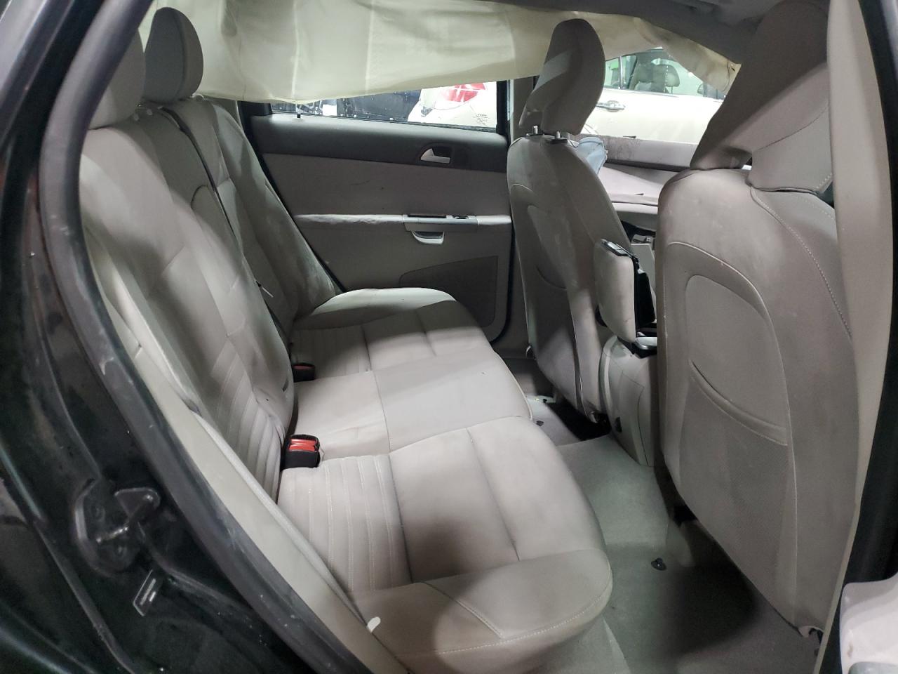 2010 Volvo V50 - Image 10