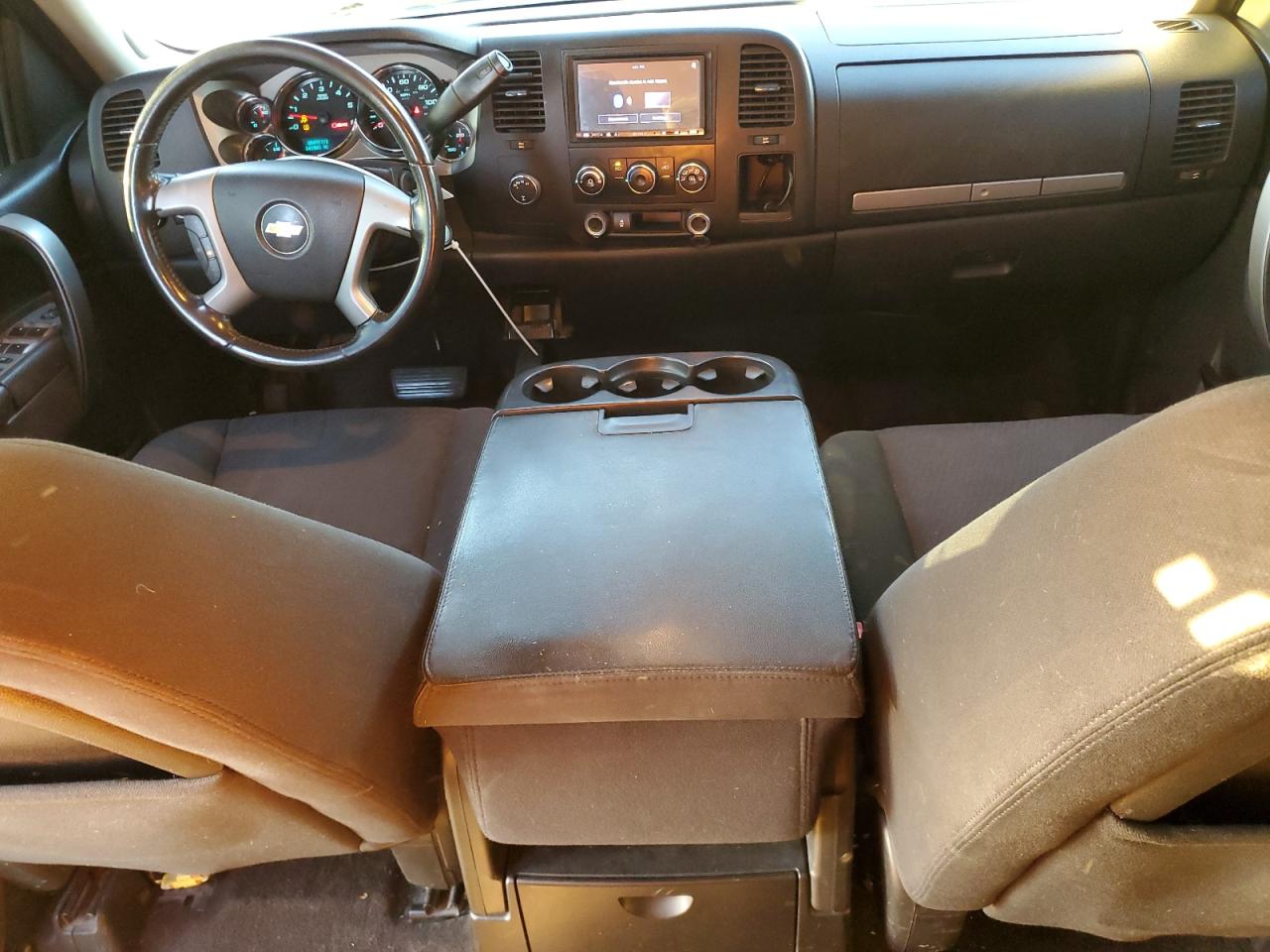 2013 Chevrolet Silverado - Image 8