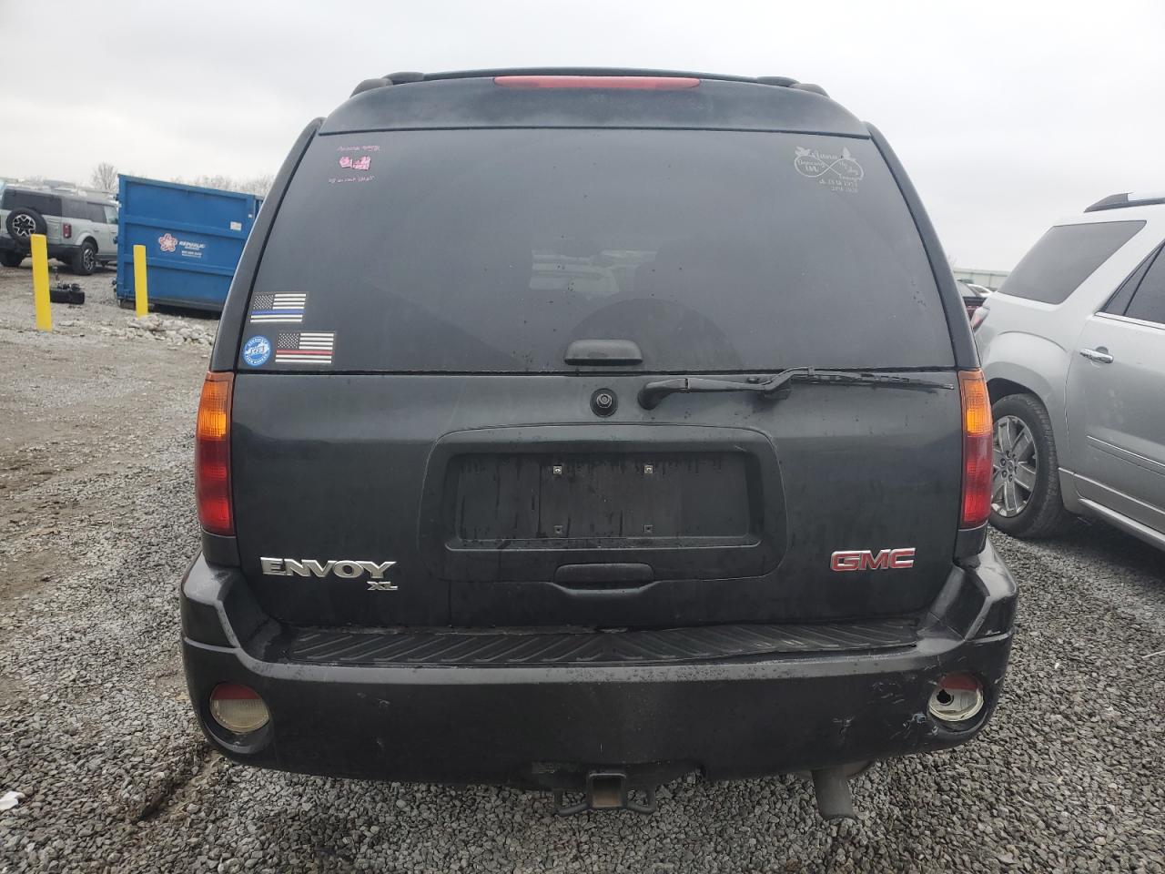 2005 GMC Envoy - Image 6